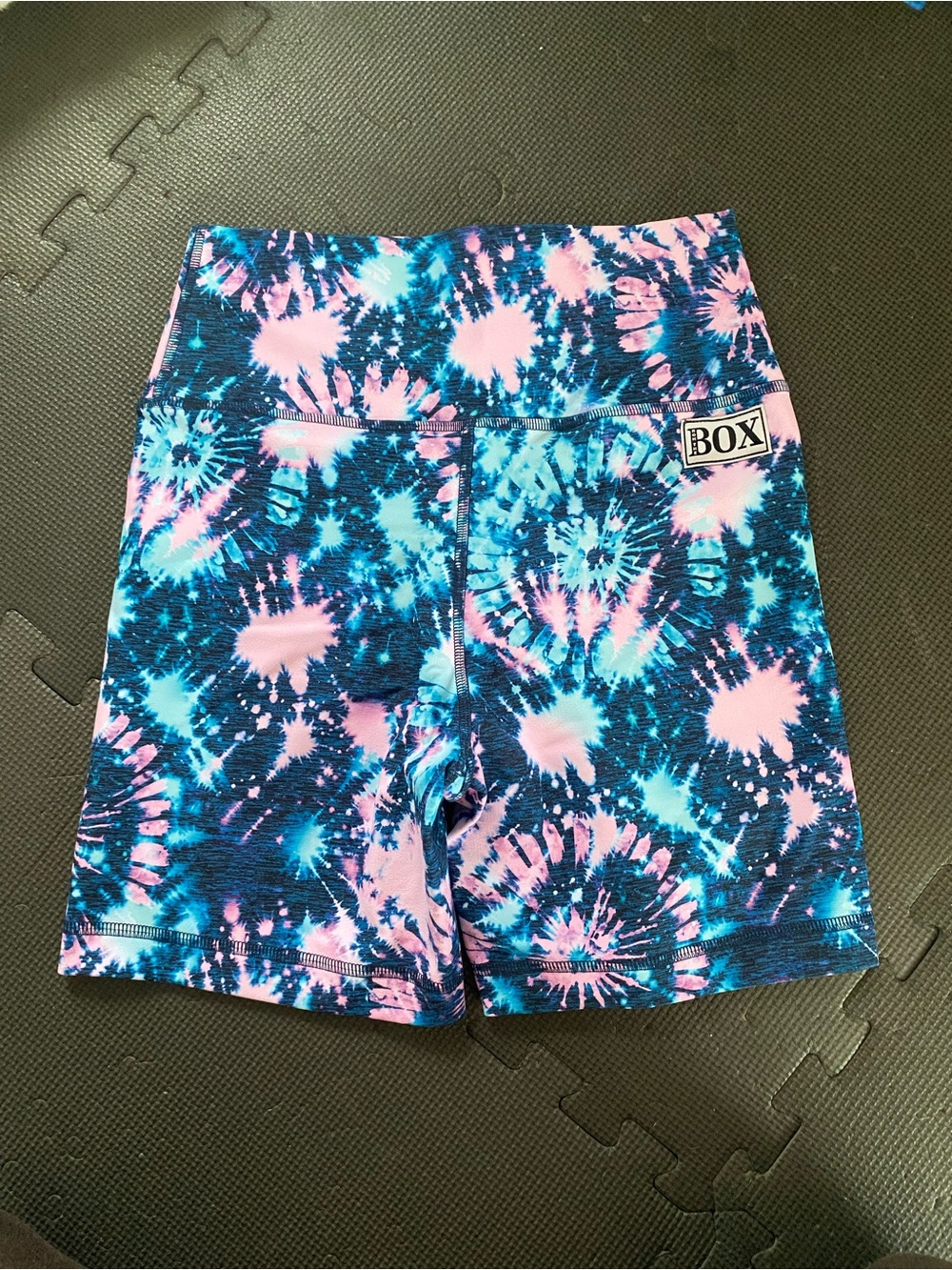 Rok The Box shorts, M